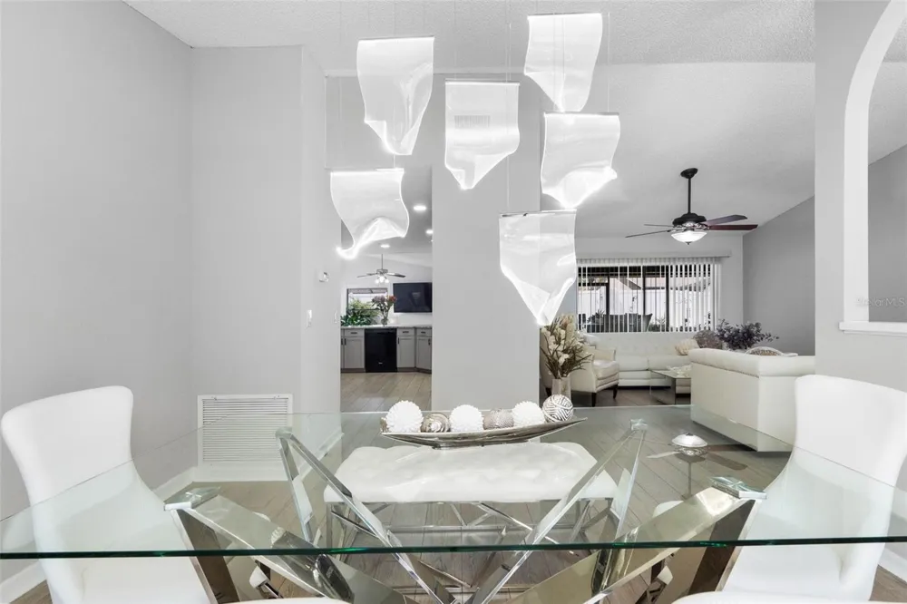 1742 STAYSAIL DRIVE Valrico, FL 33594