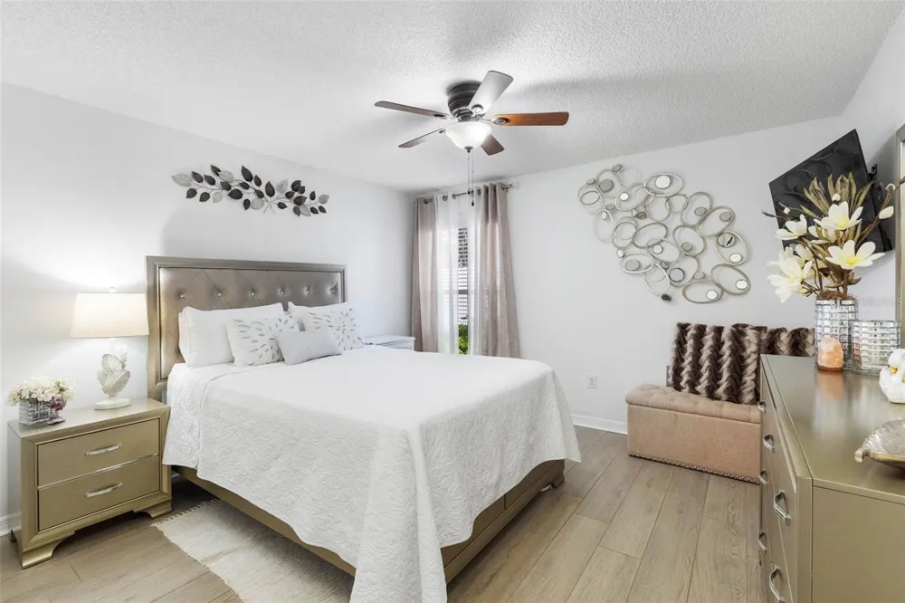 1742 STAYSAIL DRIVE Valrico, FL 33594