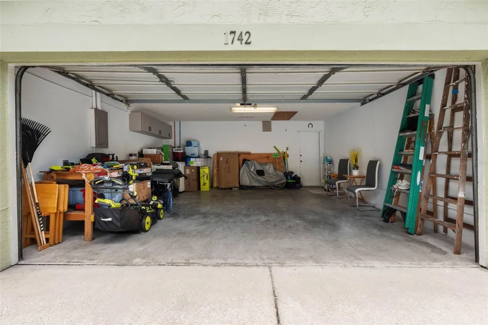 1742 STAYSAIL DRIVE Valrico, FL 33594