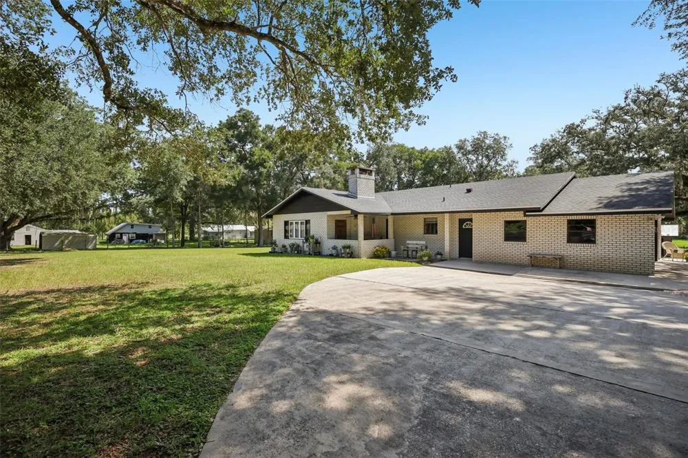 209 JASPER STREET Bushnell, FL 33513