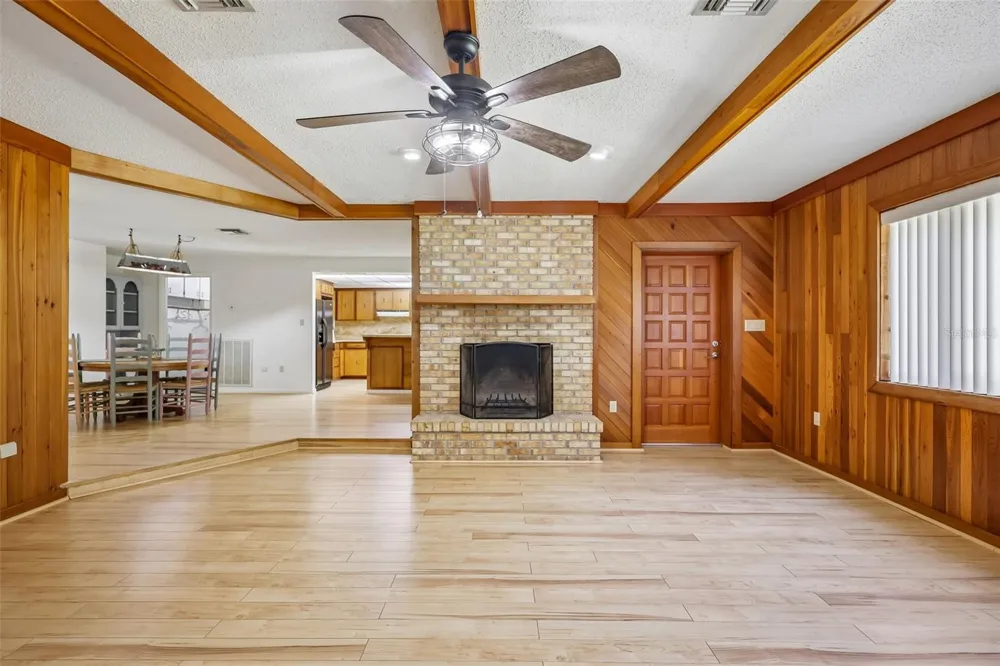 209 JASPER STREET Bushnell, FL 33513