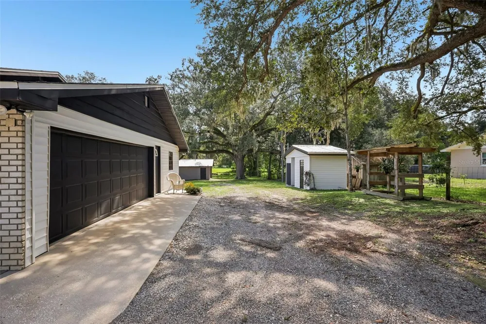 209 JASPER STREET Bushnell, FL 33513