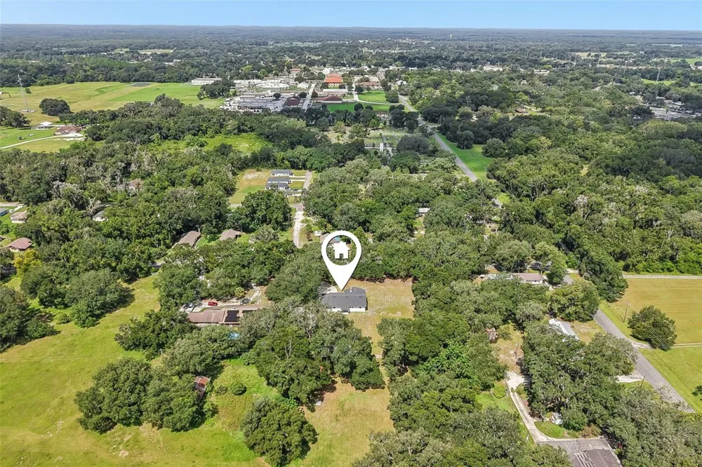 209 JASPER STREET Bushnell, FL 33513