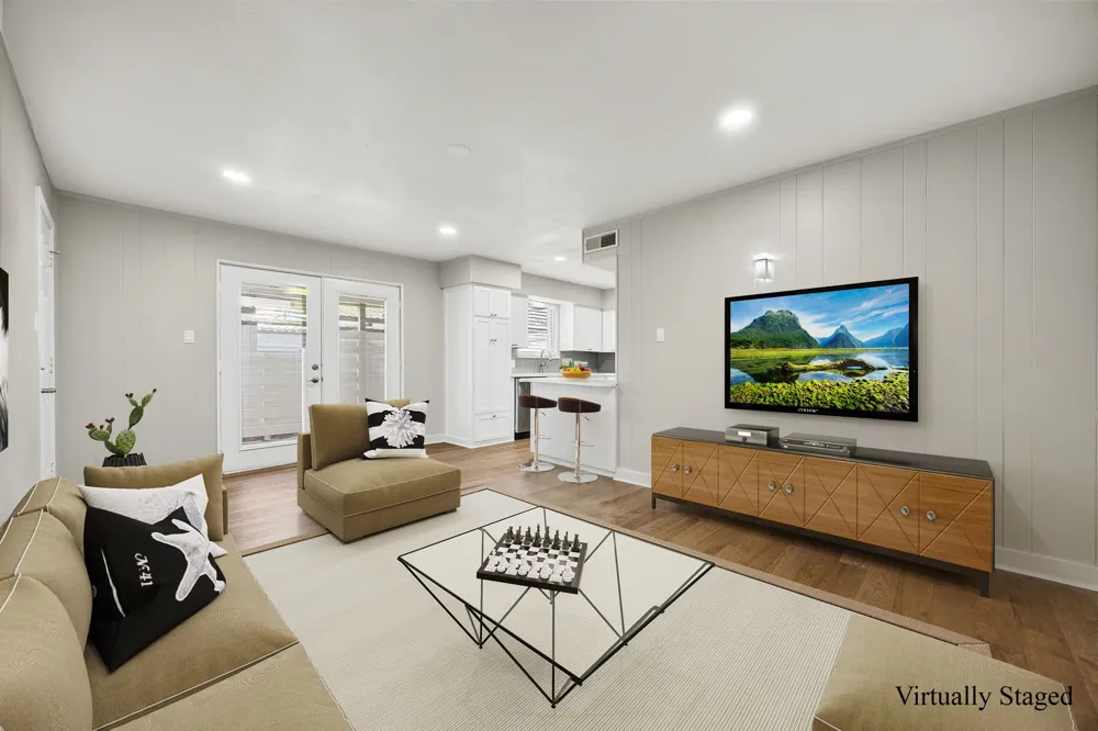 6035 Sandhurst Lane #B Dallas, TX 75206