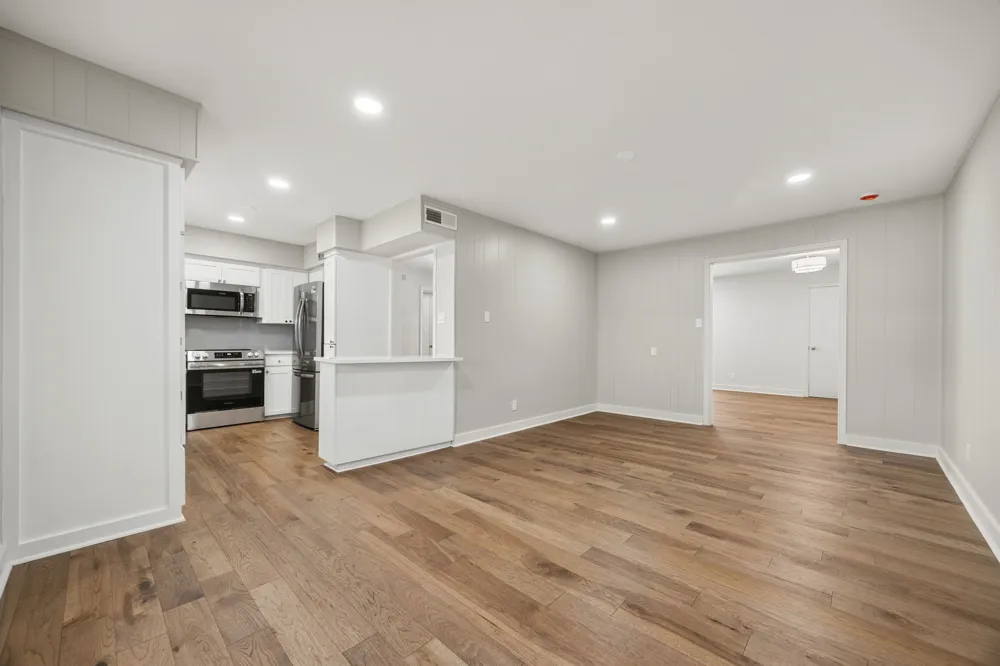 6035 Sandhurst Lane #B Dallas, TX 75206