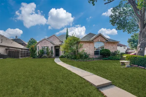 1000 Leoti Lane
