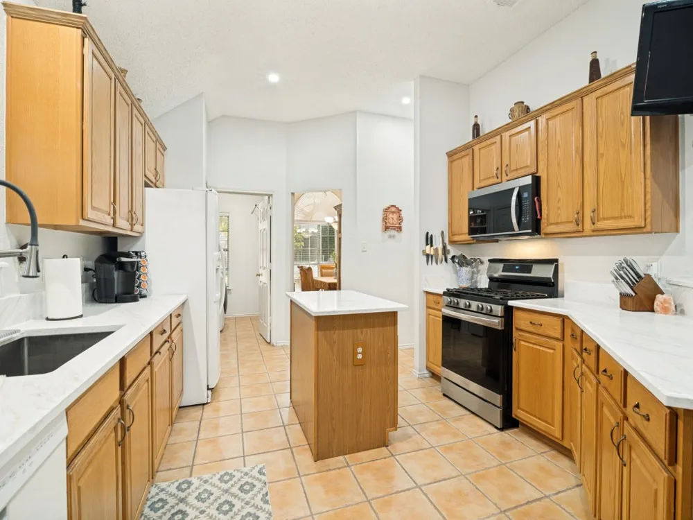 10313 Evergreen Drive Rowlett, TX 75089