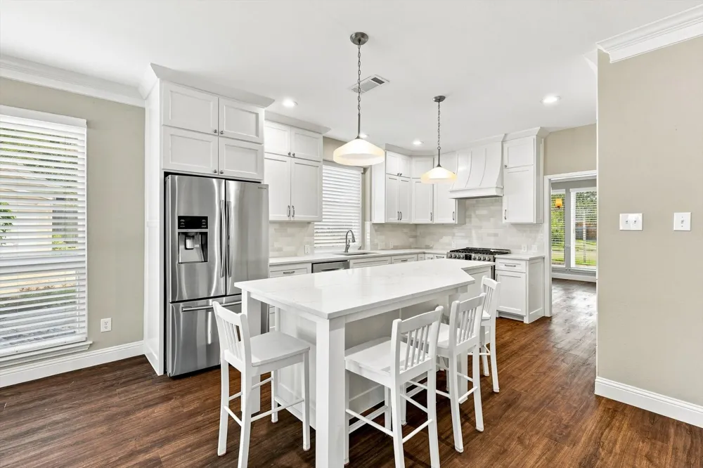 8809 Hedge Row Court North Richland Hills, TX 76182