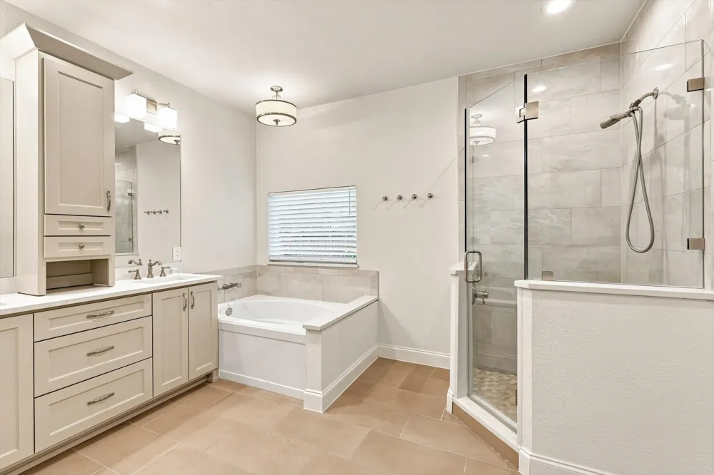 8809 Hedge Row Court North Richland Hills, TX 76182