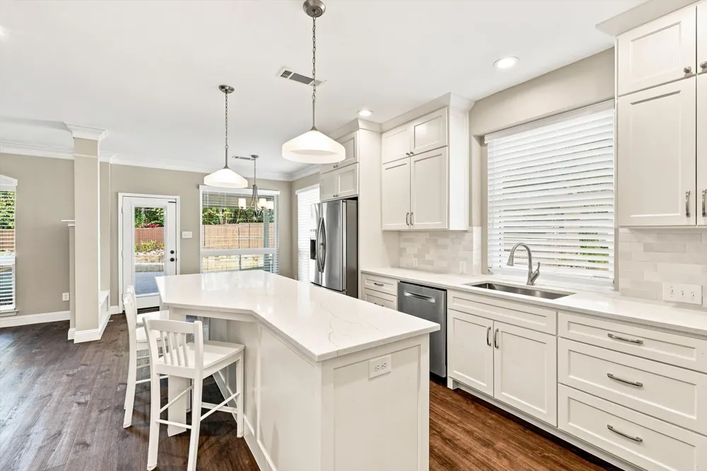 8809 Hedge Row Court North Richland Hills, TX 76182