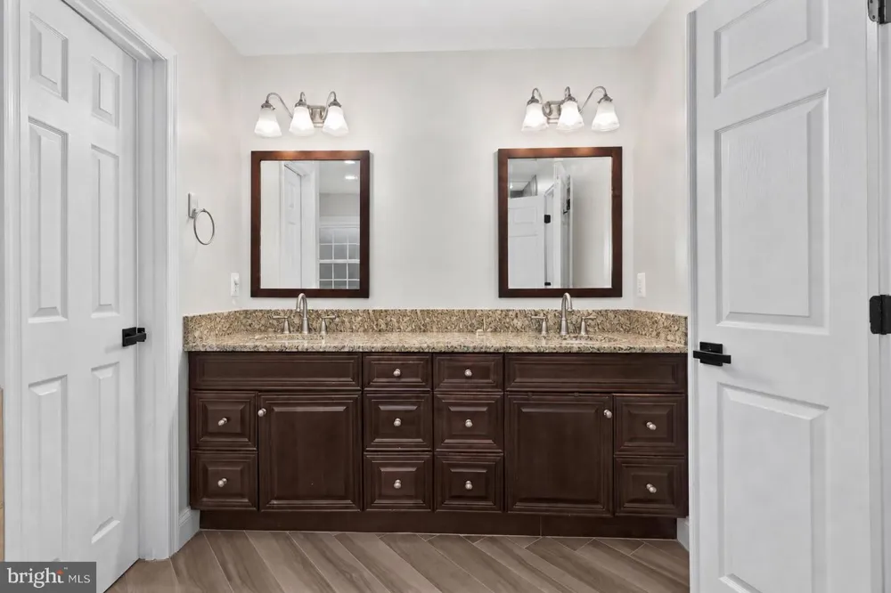11412 NIGHT STAR WAY Reston, VA 20194