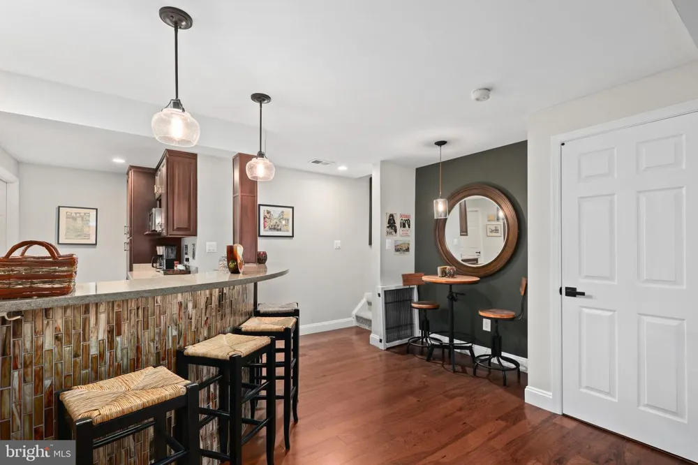 11412 NIGHT STAR WAY Reston, VA 20194