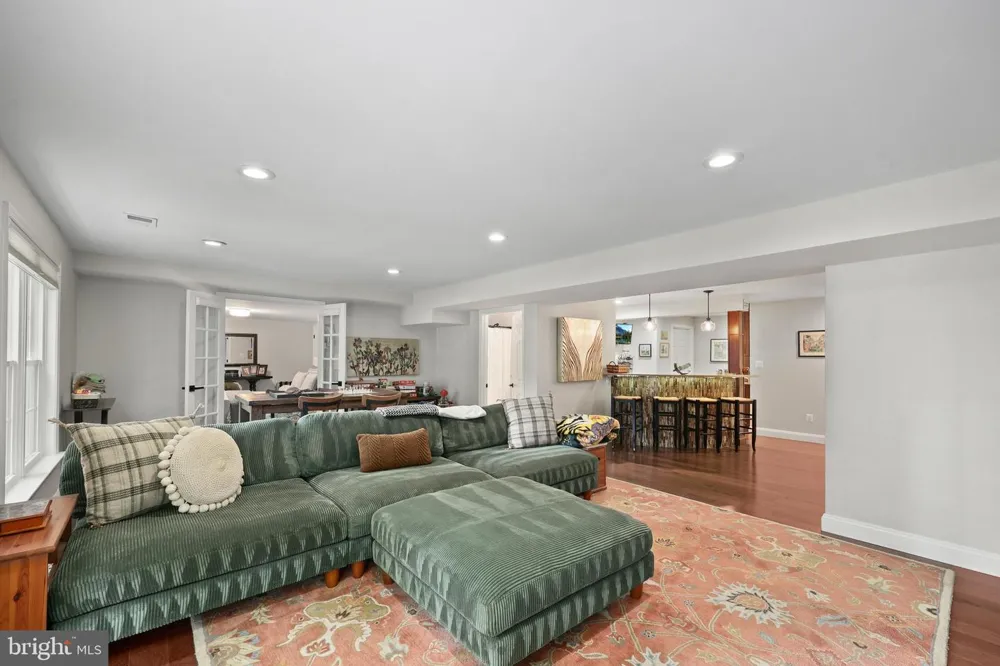 11412 NIGHT STAR WAY Reston, VA 20194