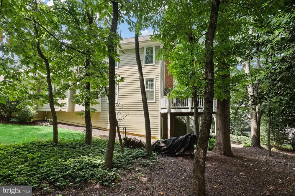 11412 NIGHT STAR WAY Reston, VA 20194