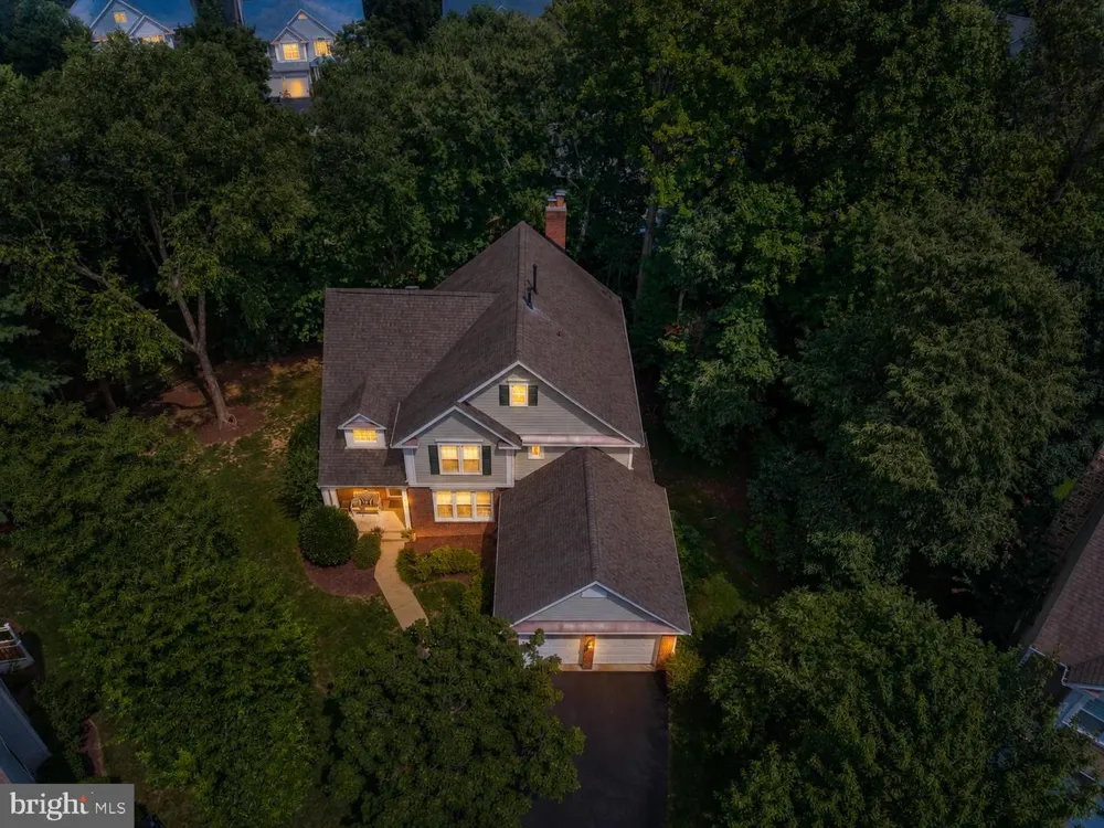 11412 NIGHT STAR WAY Reston, VA 20194