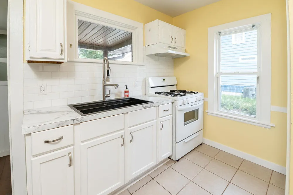 1909 Linden Avenue SE Grand Rapids, MI 49507