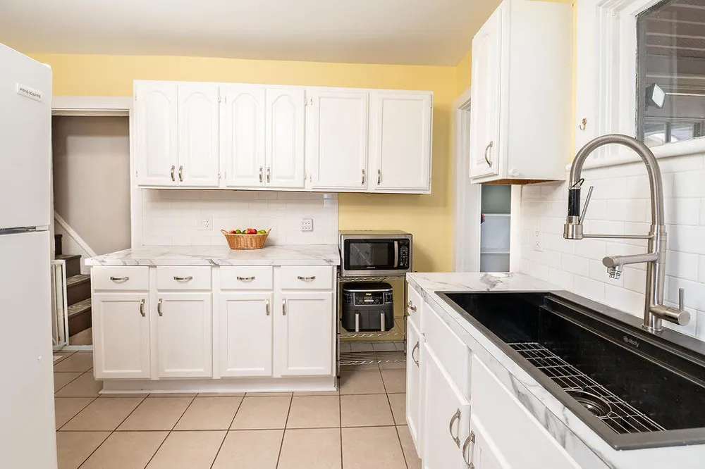 1909 Linden Avenue SE Grand Rapids, MI 49507