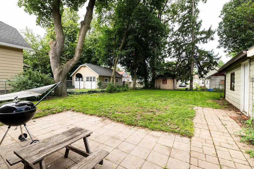 1909 Linden Avenue SE Grand Rapids, MI 49507
