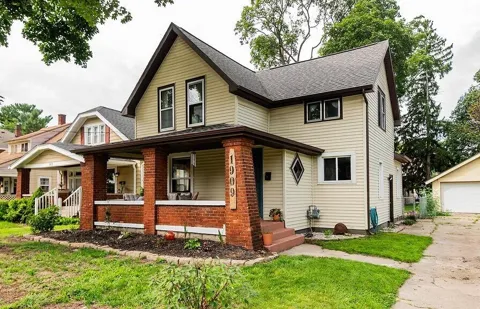 1909 Linden Avenue SE