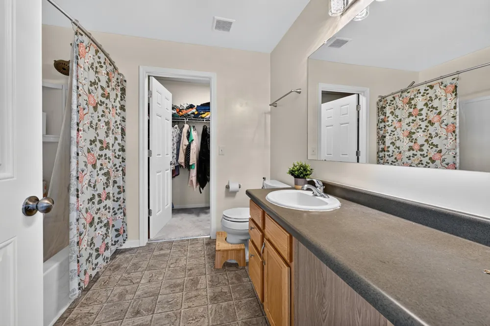 9168 Parkland Drive Ypsilanti, MI 48197