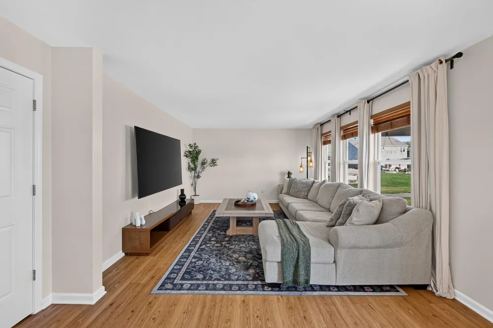 9168 Parkland Drive Ypsilanti, MI 48197