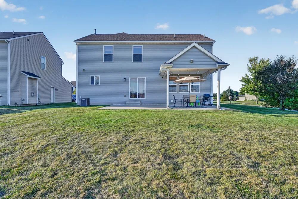 9168 Parkland Drive Ypsilanti, MI 48197