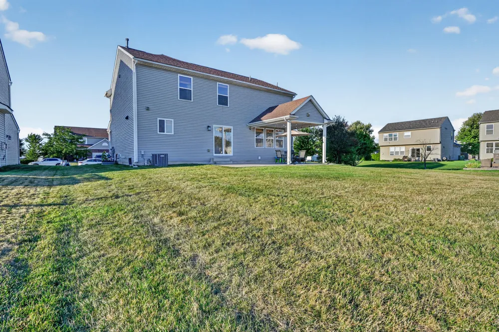 9168 Parkland Drive Ypsilanti, MI 48197