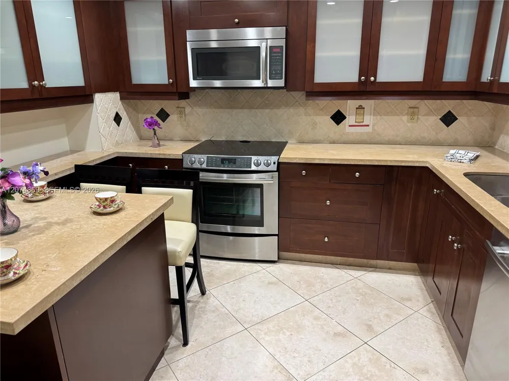 9801 Collins Ave #14T Bal Harbour, FL 33154