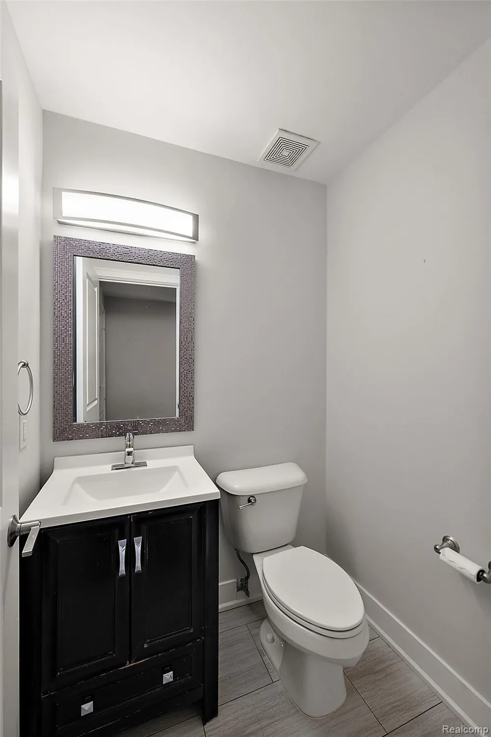 169 E Long Lake Road Bloomfield Hills City, MI 48304