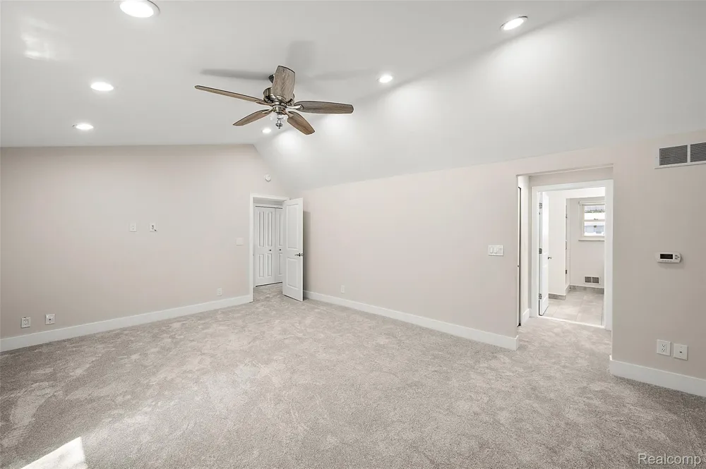 169 E Long Lake Road Bloomfield Hills City, MI 48304