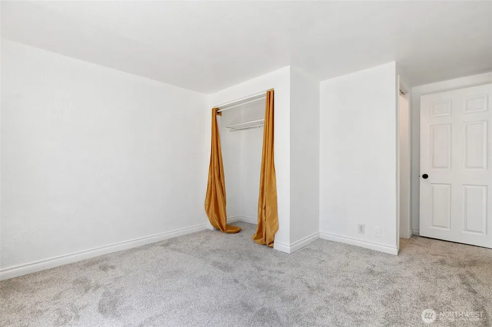 3106 C STREET SE Auburn, WA 98002