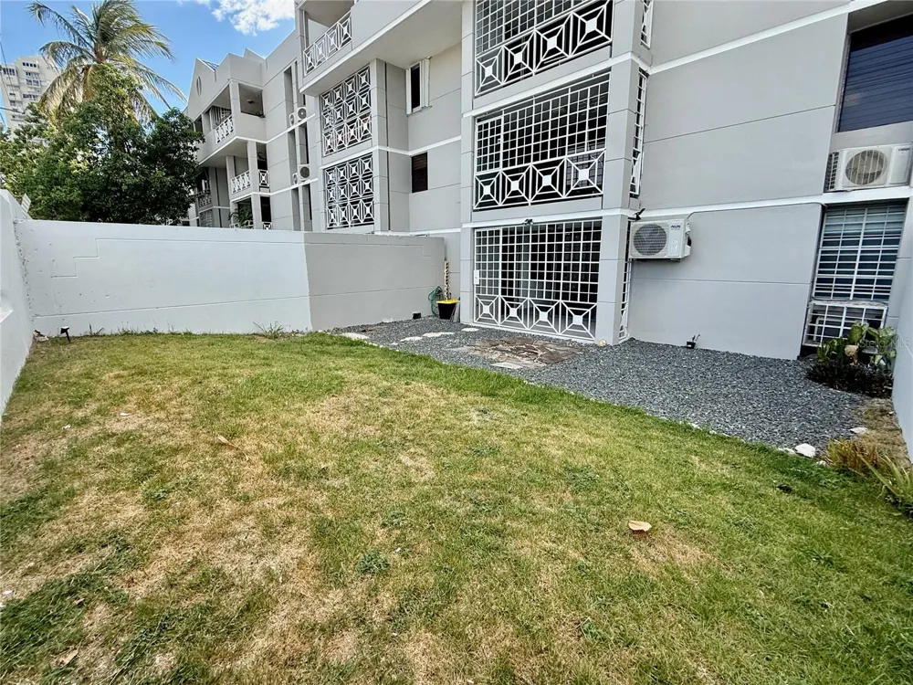 177 Road VANDA #B1 Guaynabo, PR 00966