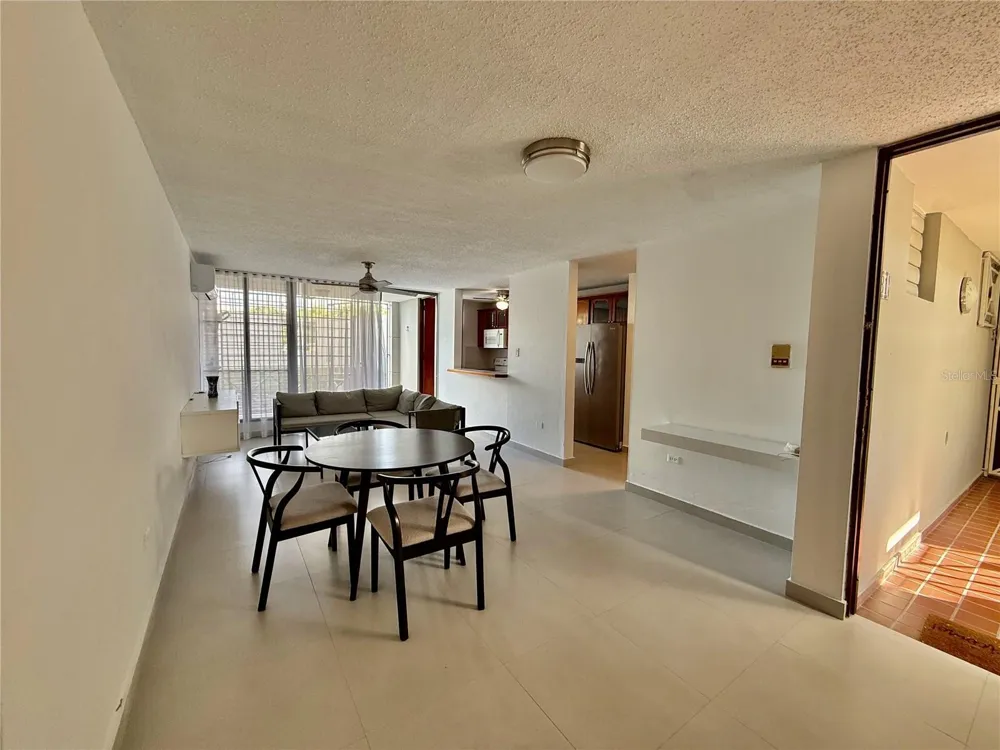 177 Road VANDA #B1 Guaynabo, PR 00966