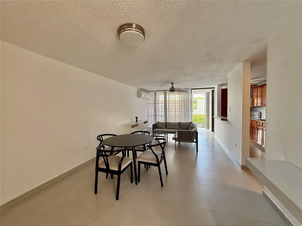 177 Road VANDA #B1 Guaynabo, PR 00966