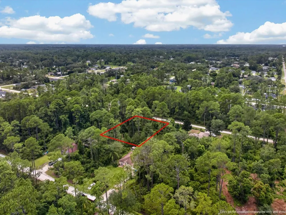10TH AVENUE Deland, FL 32724