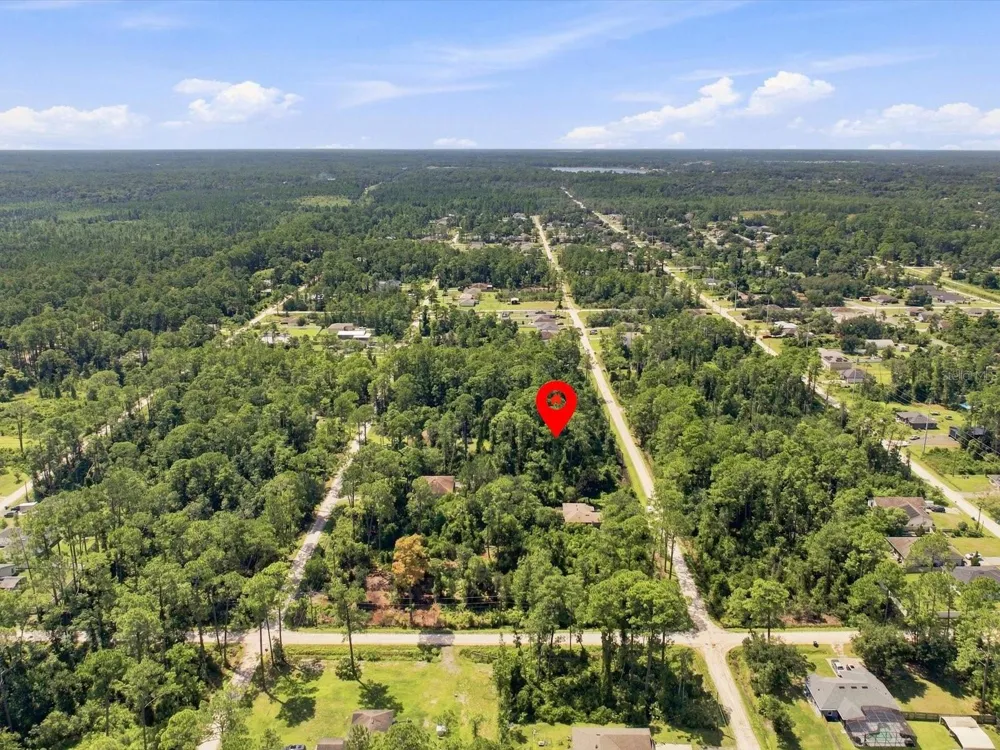 10TH AVENUE Deland, FL 32724