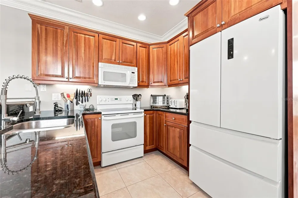 101 PALM HARBOR PKWY #B418 Palm Coast, FL 32137