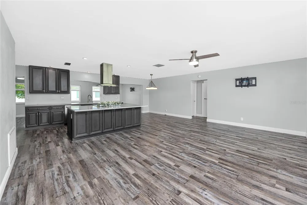 3455 100TH AVENUE Pinellas Park, FL 33782