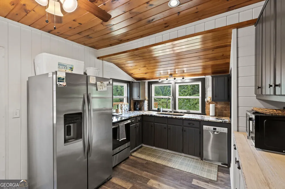 30 Seabolt DR Morganton, GA 30560