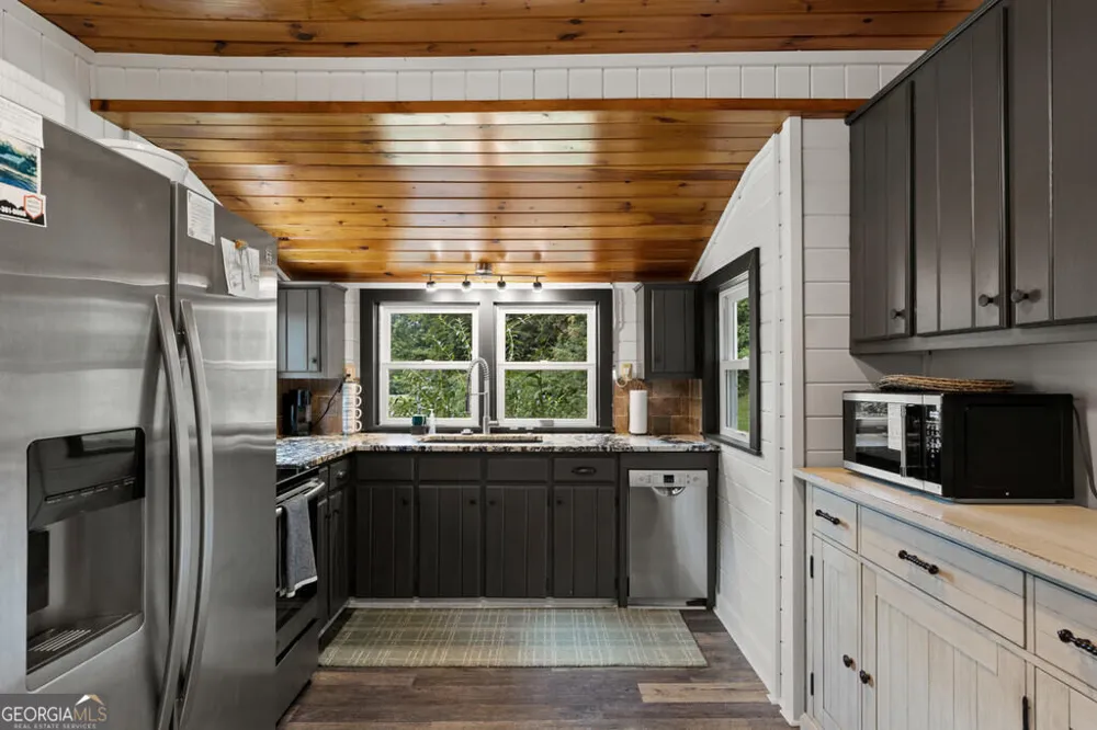 30 Seabolt DR Morganton, GA 30560