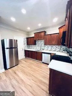 2736 HALIGAN PT Riverdale, GA 30296