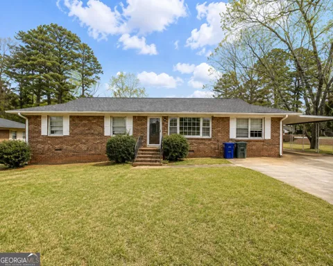 318 Leola DR