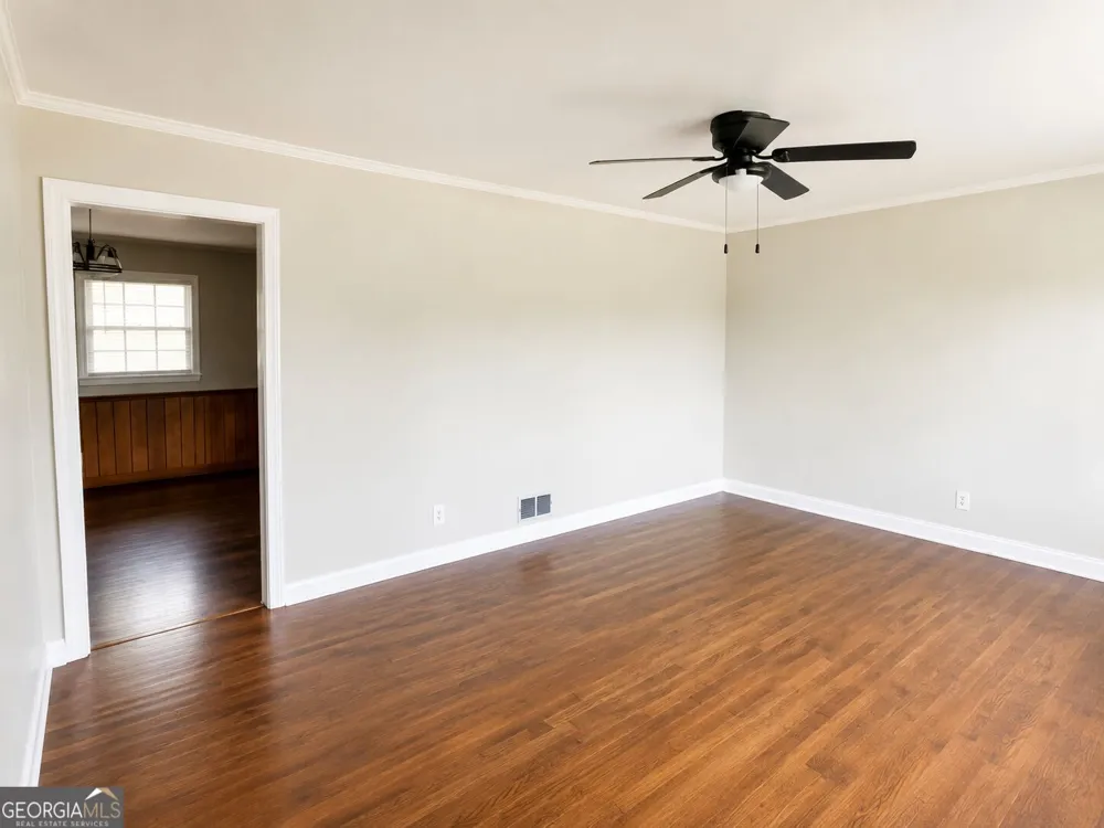 318 Leola DR Griffin, GA 30224