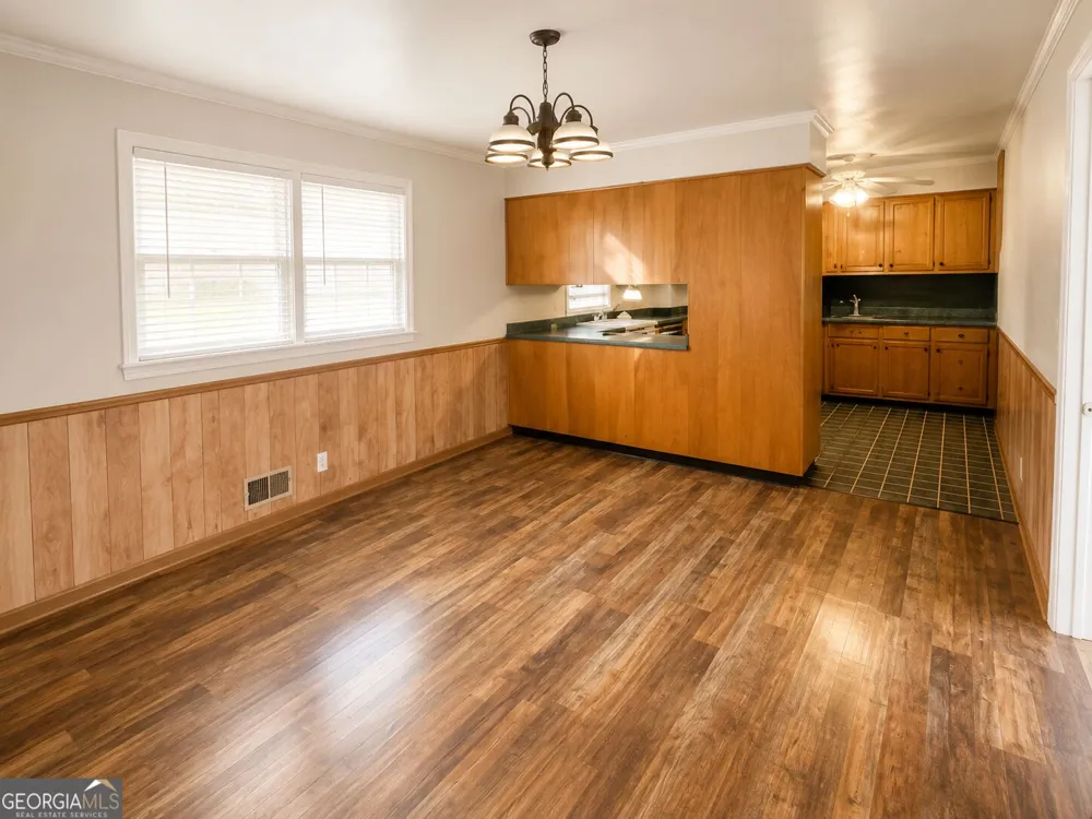 318 Leola DR Griffin, GA 30224