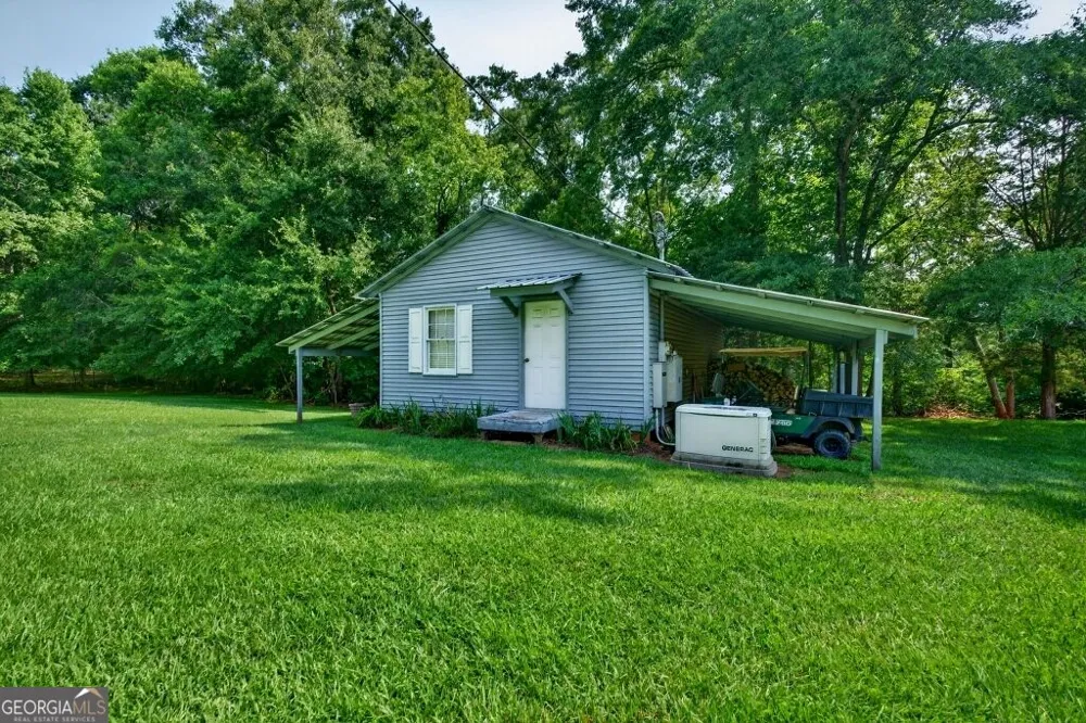 1744 Alexander RD Monticello, GA 31064