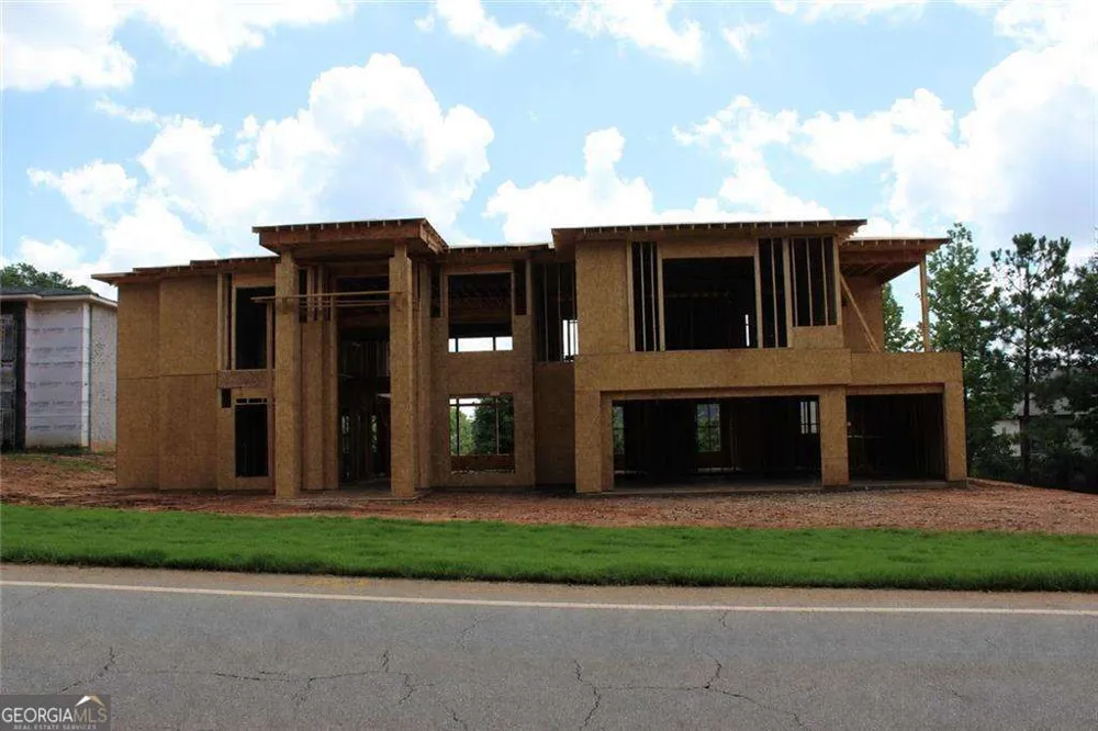 582 Arnold RD Lawrenceville, GA 30044