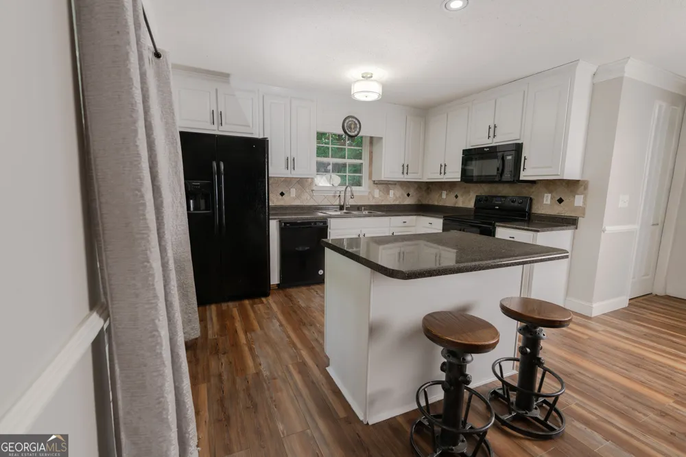211 Sunfish TRL Eatonton, GA 31024