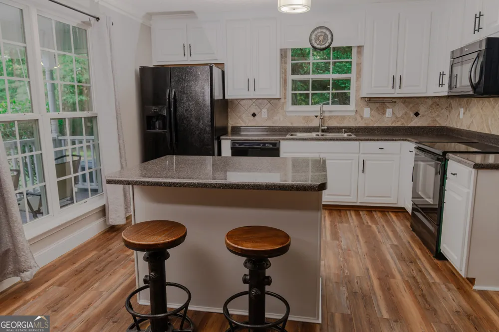 211 Sunfish TRL Eatonton, GA 31024