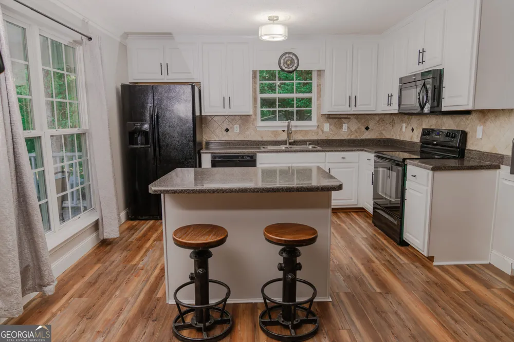 211 Sunfish TRL Eatonton, GA 31024