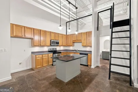 174 Chester AVE SE